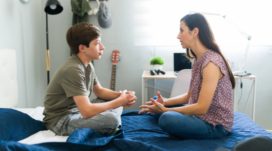 Image of a teenager and mother creating an aftercare plan and daily routine following ADHD treatment