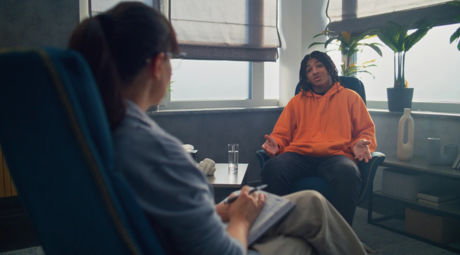 Image of teenagers participating in residential and outpatient ODD treatment programs in Tucson Arizona