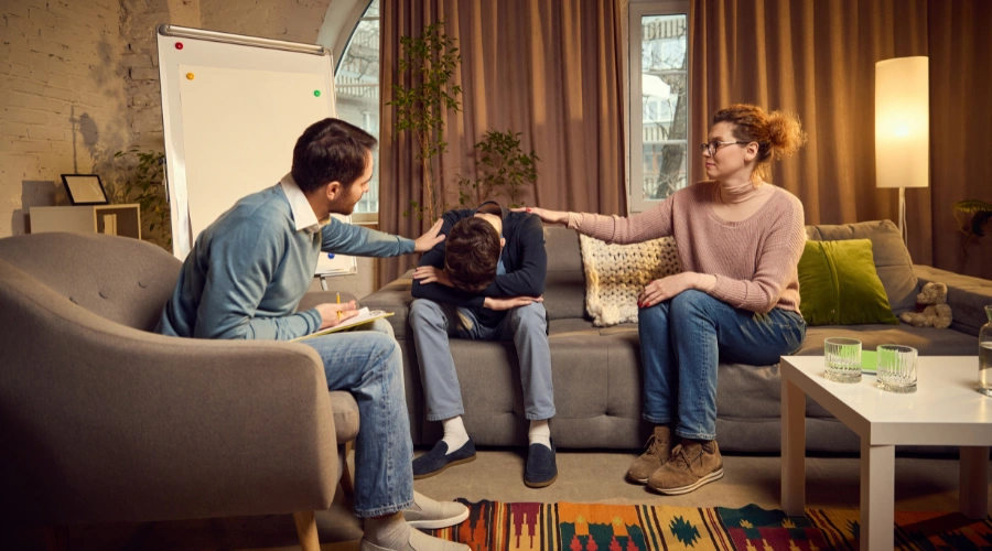 Image of family members receiving guidance and support for helping a teenager with antisocial personality disorder